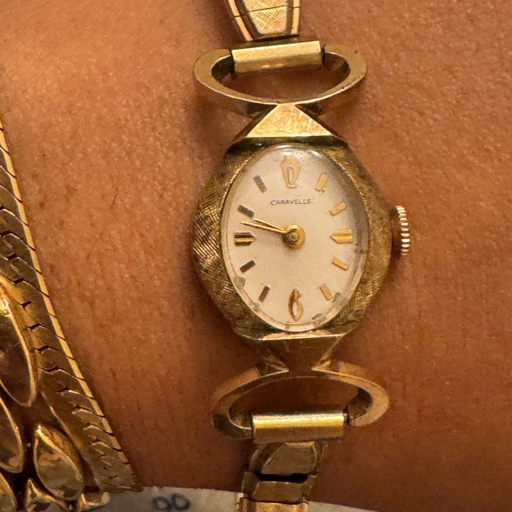 Caravelle Gold Vintage Watch